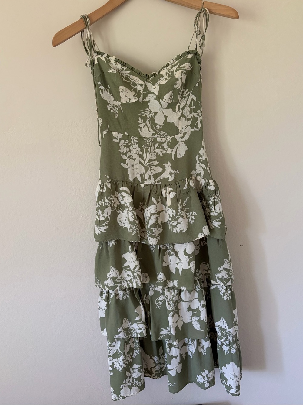 Reformation Olive Green and White Floral Tiered Midi Dress - Picture 2 of 7